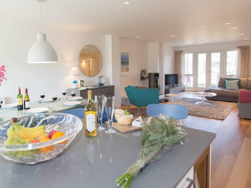 Open plan living space | Lodge 67 Una, Carbis Bay