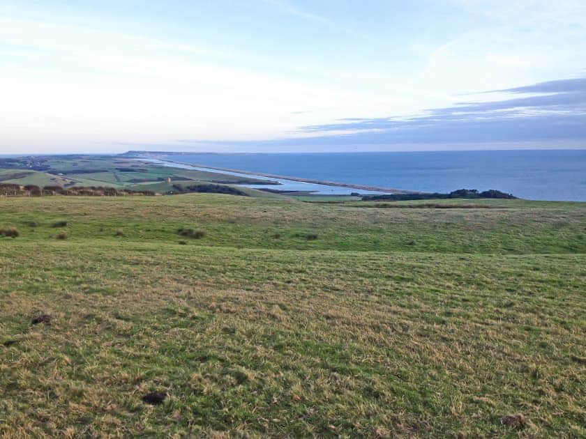 Chesil Beach | Prosperous Villa, Puncknowle