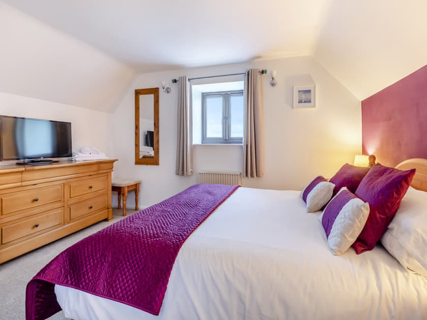 Double bedroom | Woodpecker Barn, Ipplepen