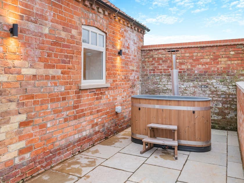 Hot tub | The Stables - Manor Farm Properties, Cranswick, near Driffield