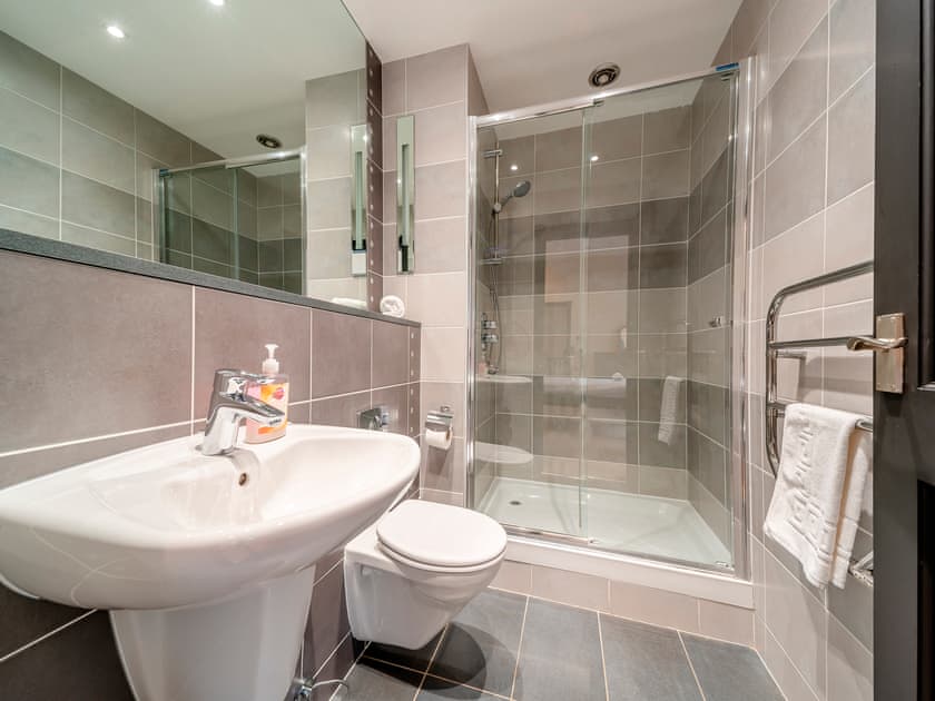 En-suite showroom with shower cubicle and heated towel rail | 8 Military Drive - Military Drive, Portpatrick, near Stranraer