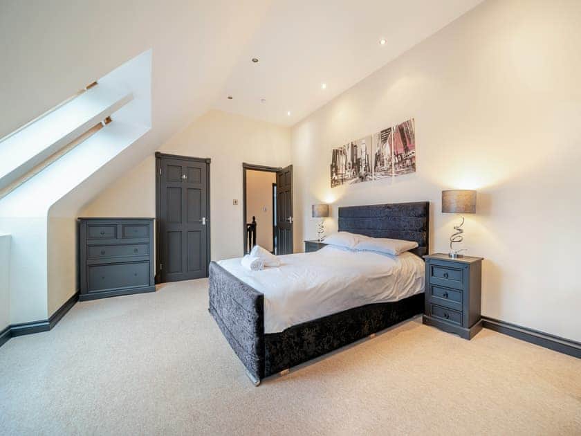 Light and airy double bedroom |  7 Military Drive - Military Drive, Portpatrick, near Stranraer