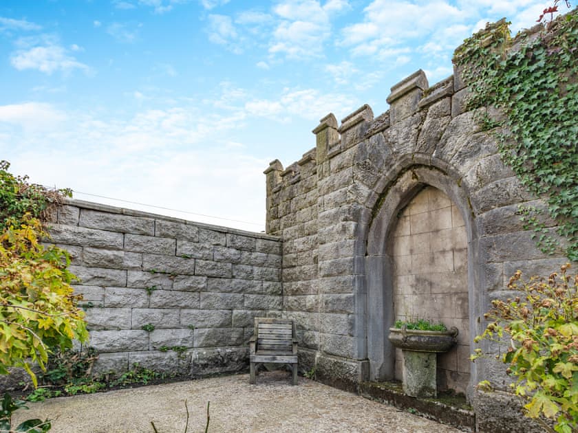 Outdoor | Helvellyn - Lonsdale House Apartments, Ulverston