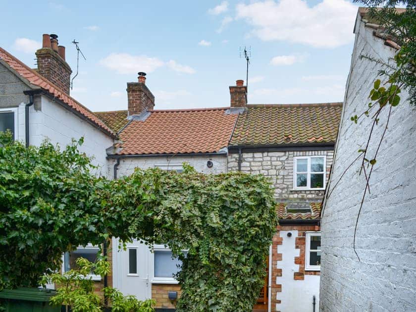 Exterior | Seashell Cottage - Longsmith Cottages, Flamborough