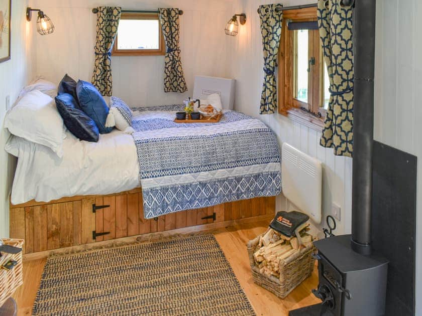 Double bedroom | Keldholme Shepherds Hut Two - Keldholme Holidays, Keldholme, near Kirkbymoorsid