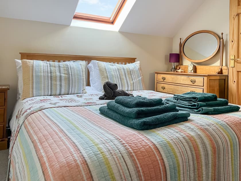 Double bedroom | Shell Cottage - Delfryn Cottages, Solva
