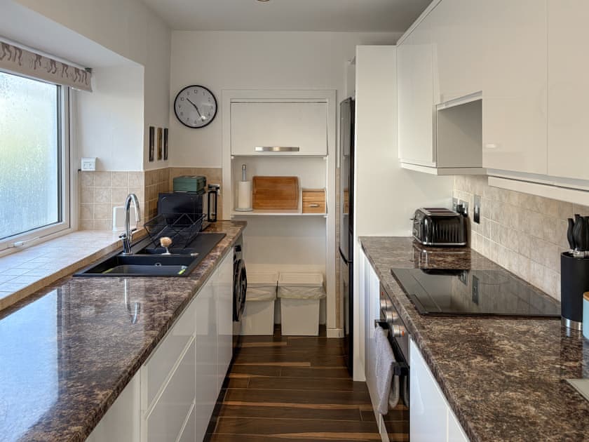 Kitchen | Taymount Cottage, Caputh