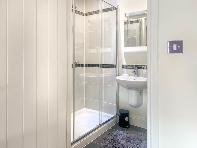 Bathroom | Marina Escape, Swansea