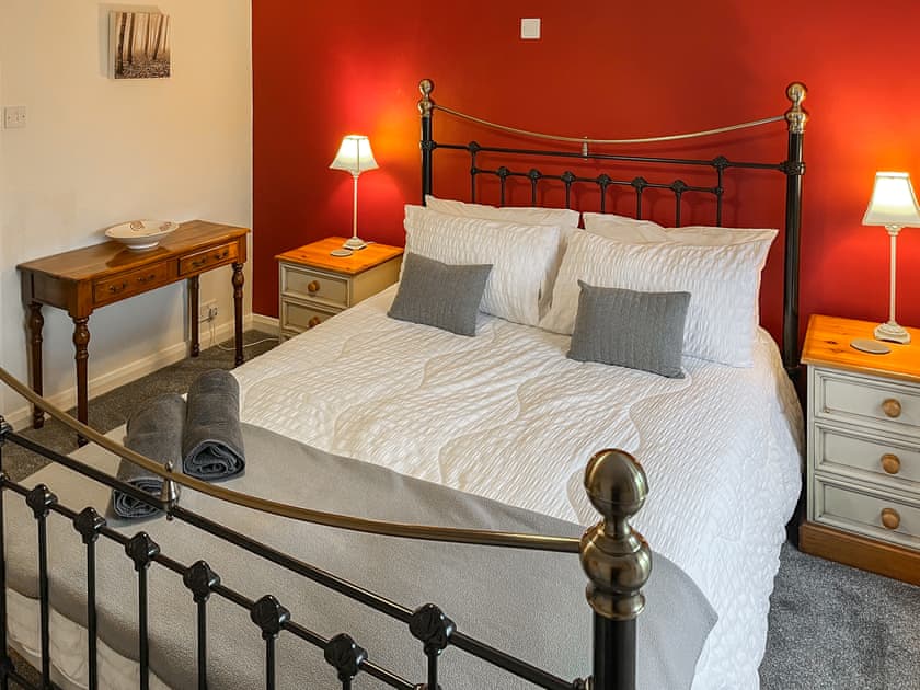 Double bedroom | Rowan Cottage, Healey, near Masham