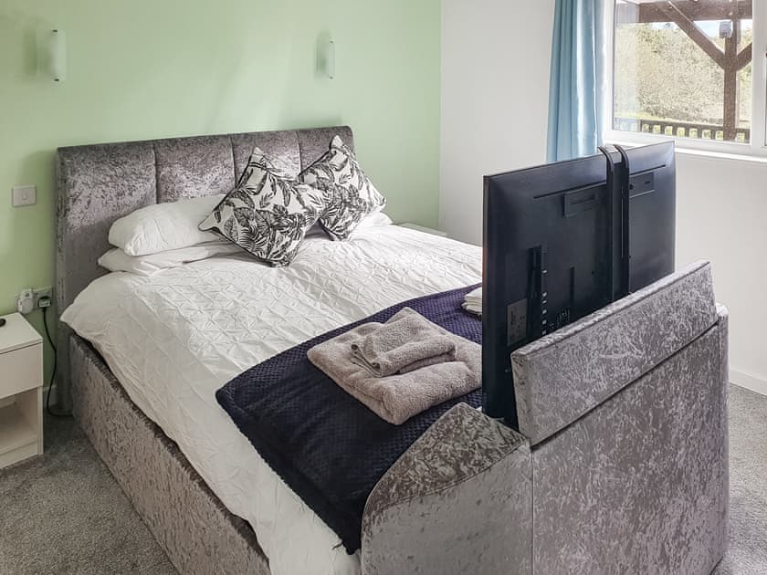 Double bedroom | Classroom One - Broadwood House, Lifton