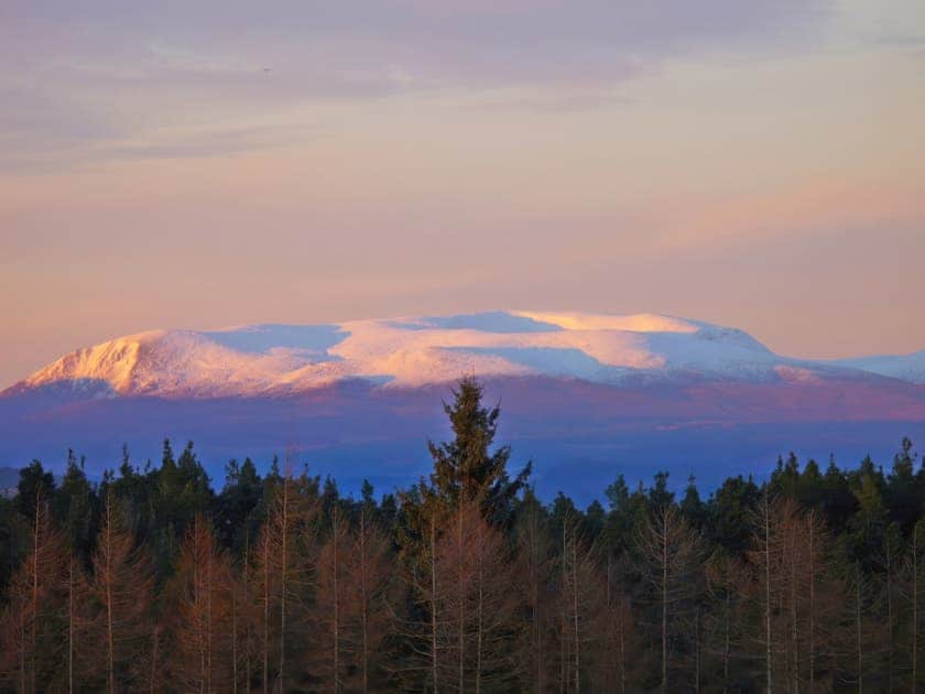 Surrounding area | Tigh-na-Sgoile, Foxhole, near Beauly