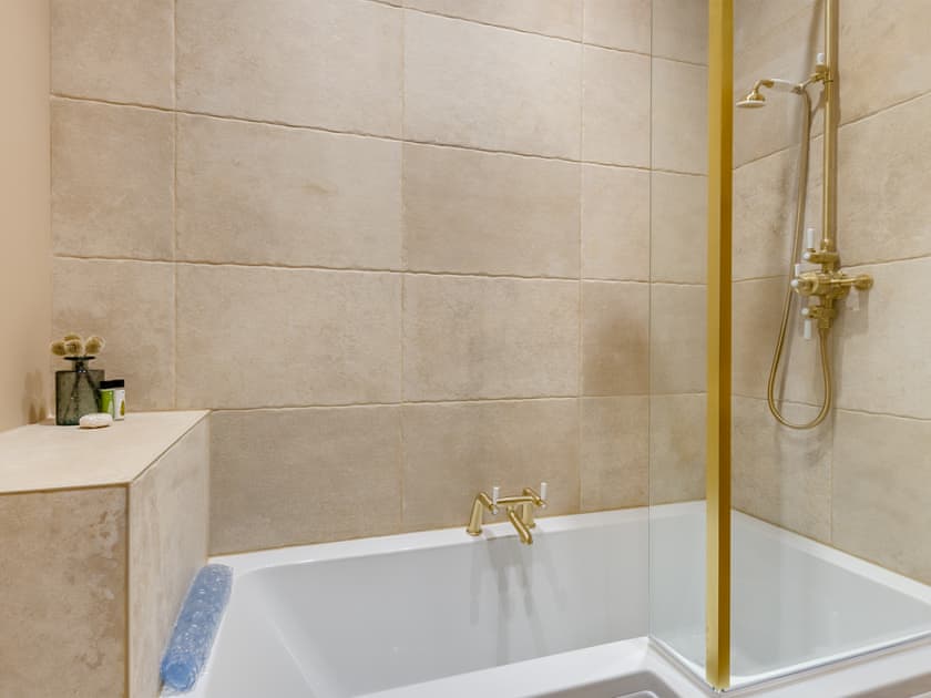 Bathroom | South Lodge, Driffield