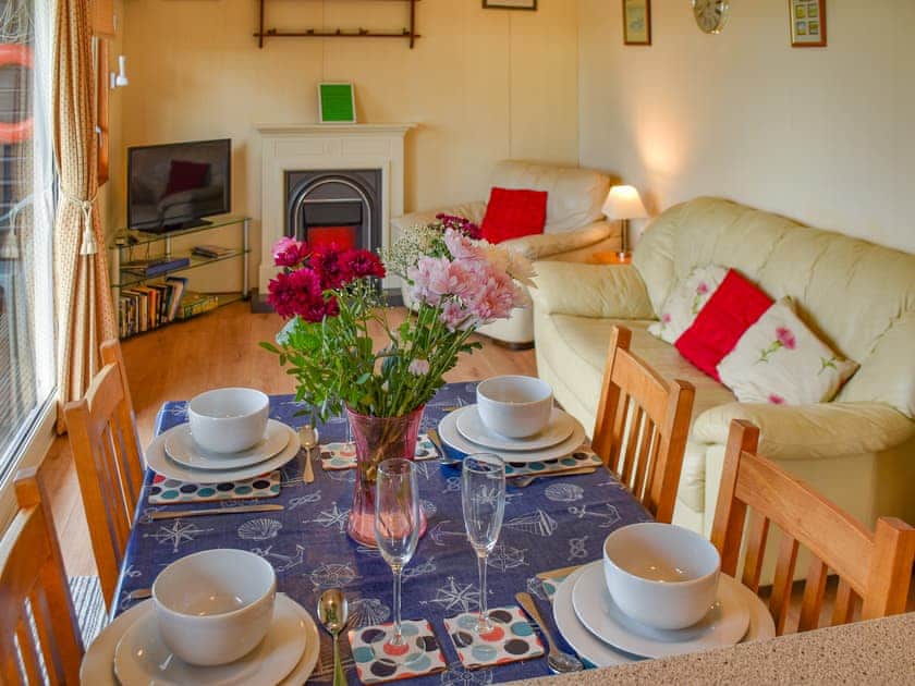 Kitchen/diner | Pinewood, Brundall