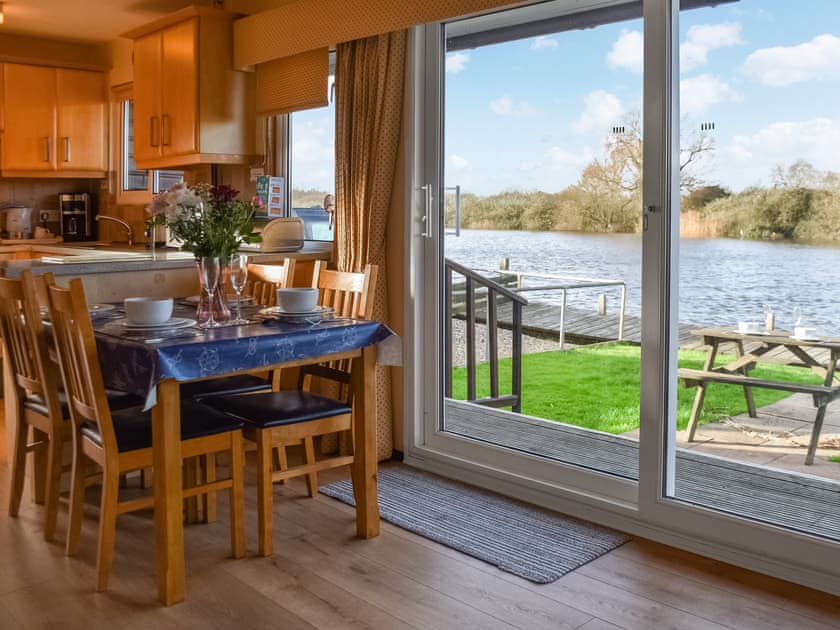 Kitchen/diner | Pinewood, Brundall
