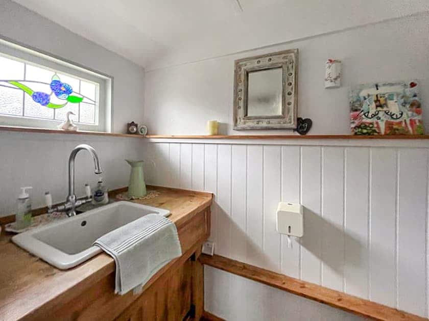 Wash area  | Up at the Barn, Petworth, West Sussex