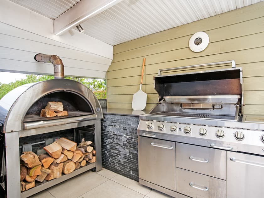 Built-in-BBQ | Lochside House, Castle Douglas