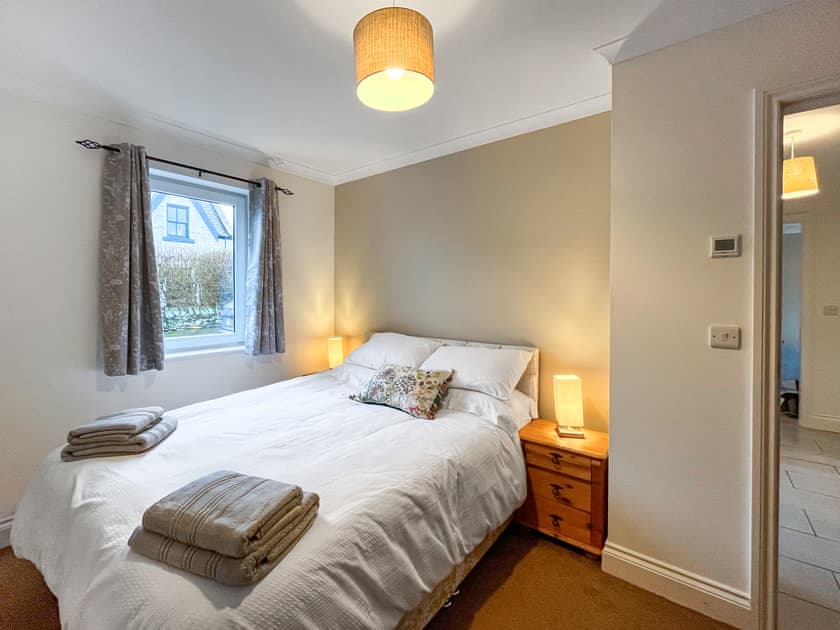 Double bedroom | Flo’s Cottage, Newton Stewart