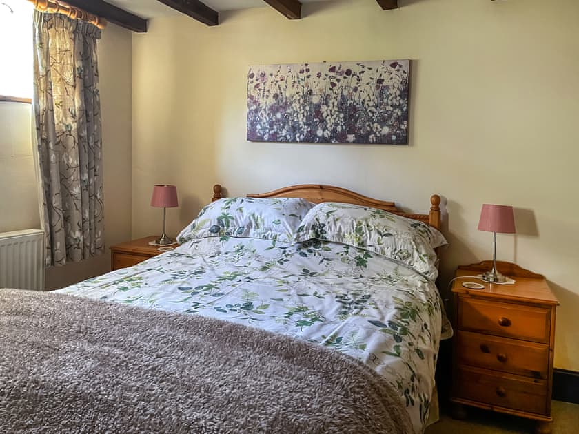 Double bedroom | Mill Close Cottage, Chesterfield