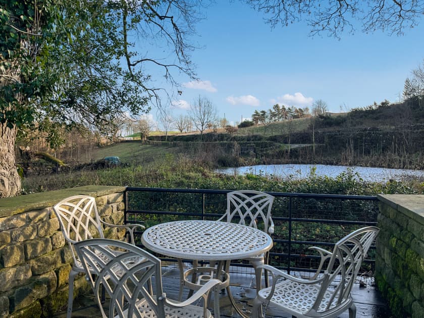 Outdoor | Mill Close Cottage, Chesterfield