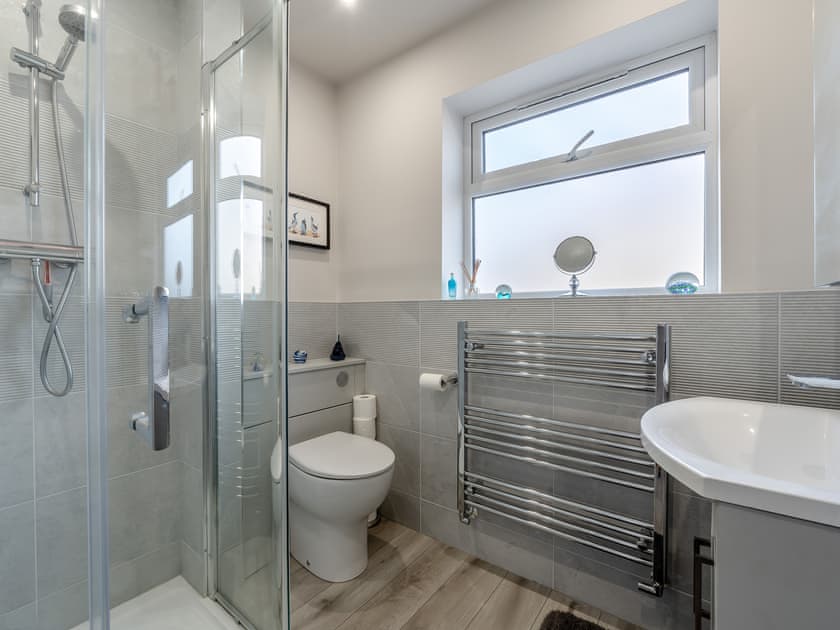 Shower room | Garden View, Bournemouth