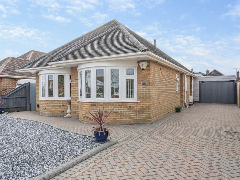 Exterior | Garden View, Bournemouth