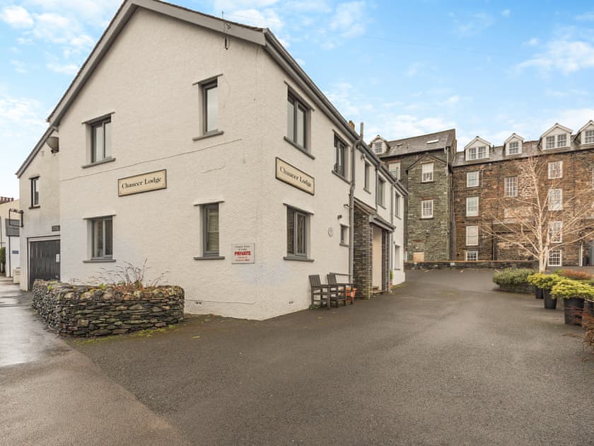 Exterior | Chaucer Lodge Apt 1, Keswick