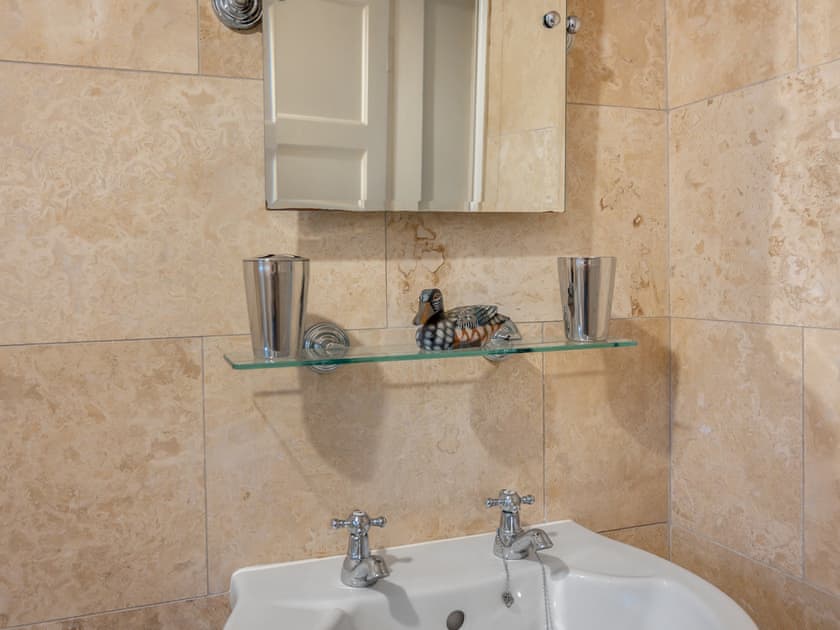 Bathroom | Snowshill - Heckley Farm Cottages, Denwick, near Alnwick