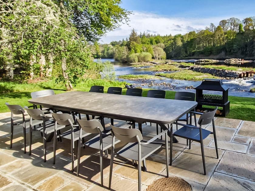 Sitting-out-area | Cruives Lodge, Beauly, near Inverness