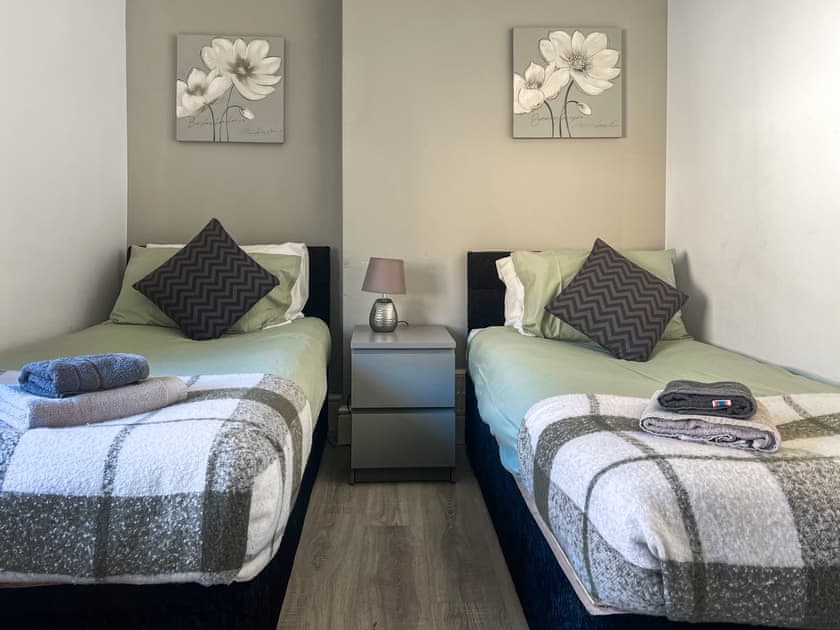 Twin bedroom | Central Haven, Port Talbot, Wales
