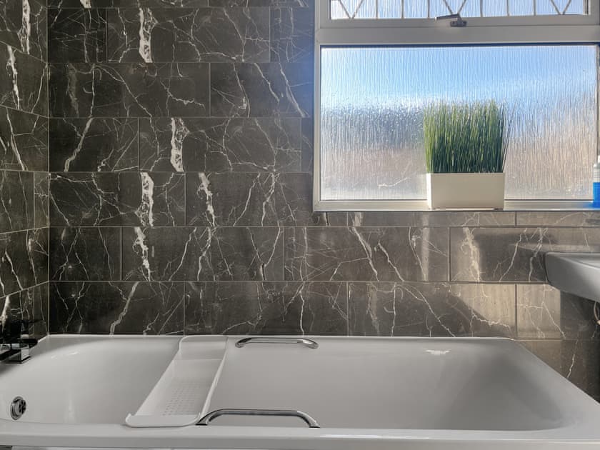 Bathroom | Central Haven, Port Talbot, Wales