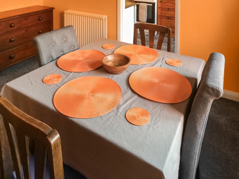 Dining Area | 5 Rose Cottages, Little Sandhurst
