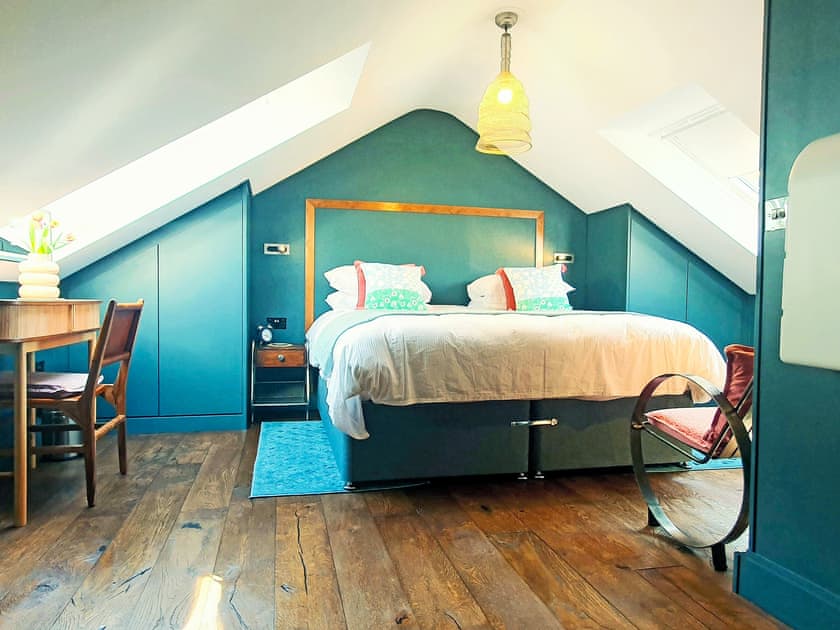 Double bedroom | Benchwood House, Hastings