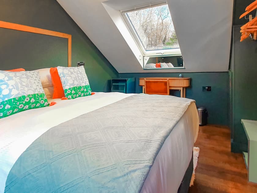Double bedroom | Benchwood House, Hastings
