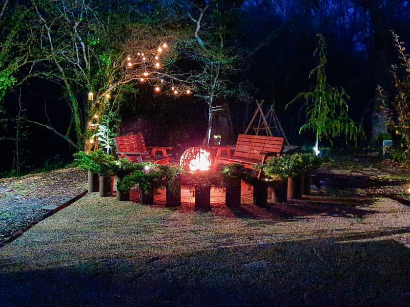 Outdoor area | Benchwood House, Hastings