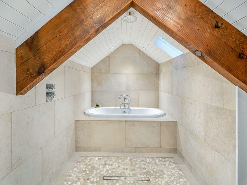Bathroom | The B Hive at Buckstone House, Carnforth