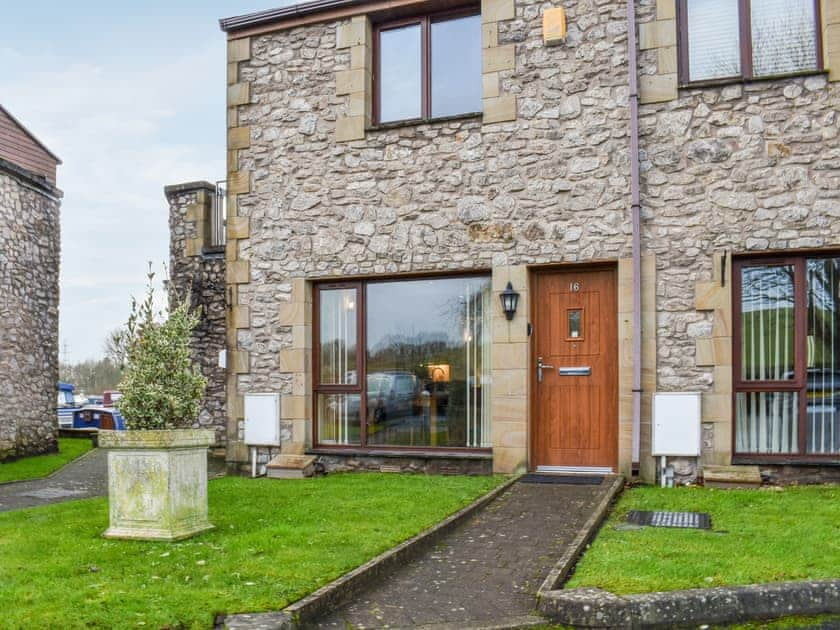 Exterior | Swan House, Carnforth