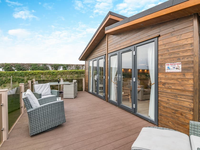 Exterior | Lobster Lodge - Russell Lodges at The Pines, Runswick Bay