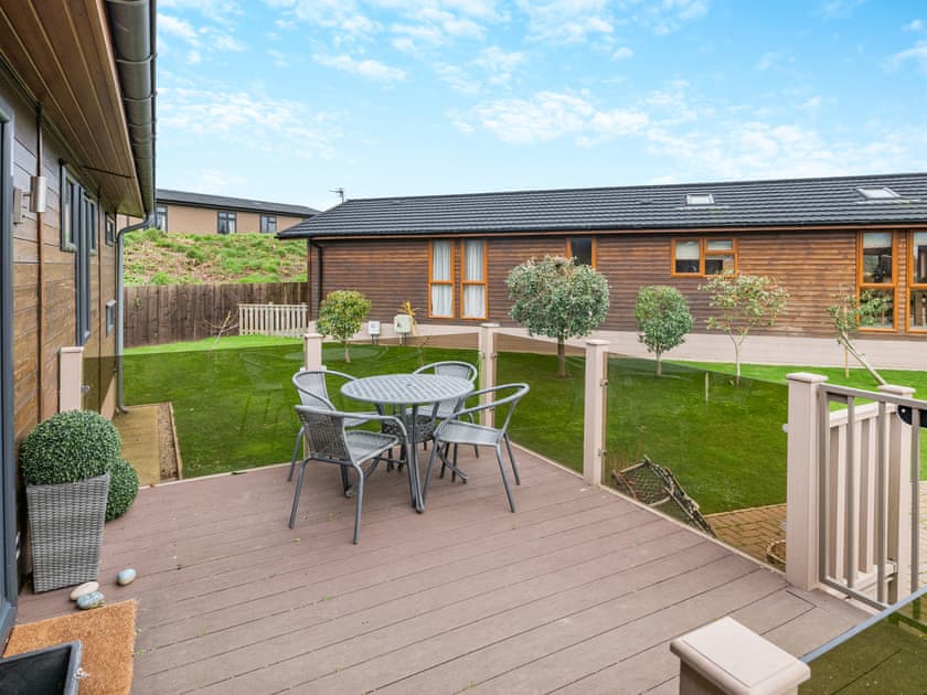 Outdoor | Lobster Lodge - Russell Lodges at The Pines, Runswick Bay