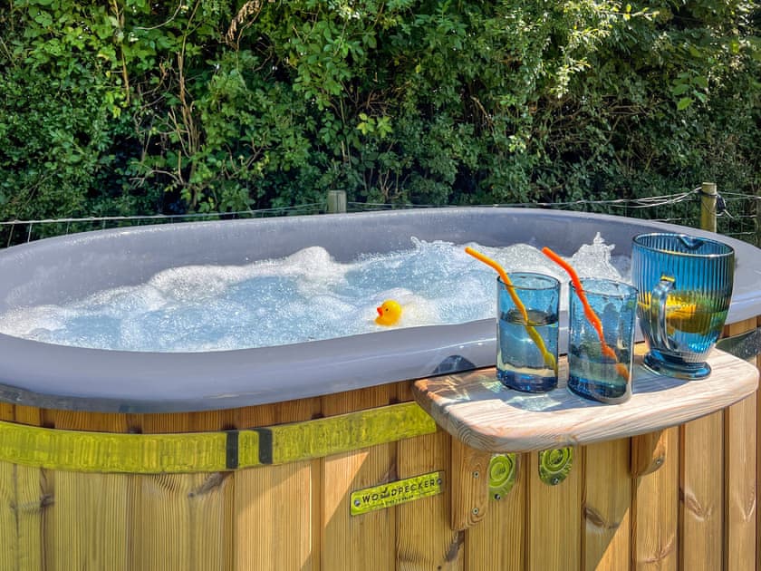 Hot tub | Herdwick, Grove