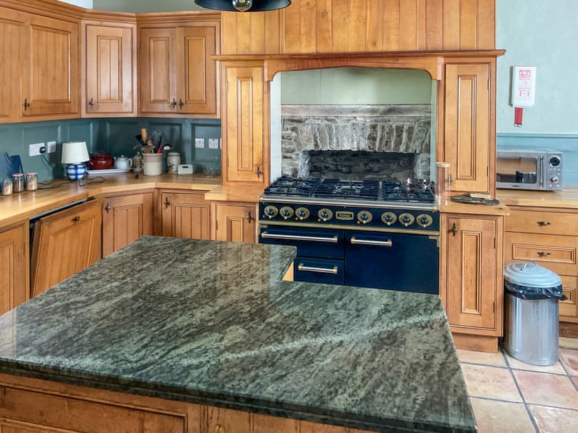 Kitchen | Bailiffs House - Glynhir Estate, Llandybie