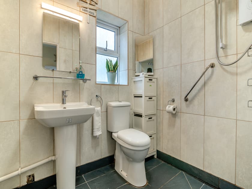 Bathroom | The Lodge, Brand Green, near Redmarley