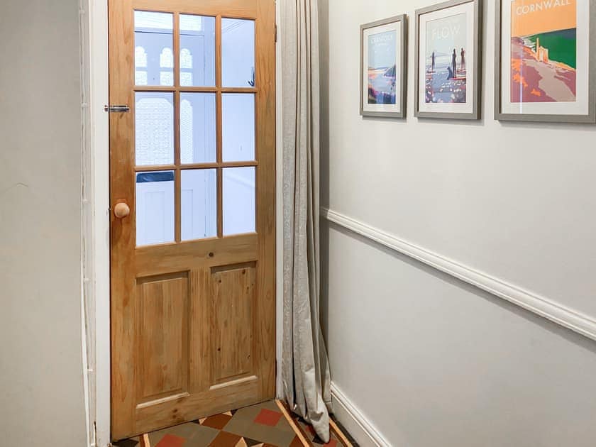 Hallway | Greycott, Crantock