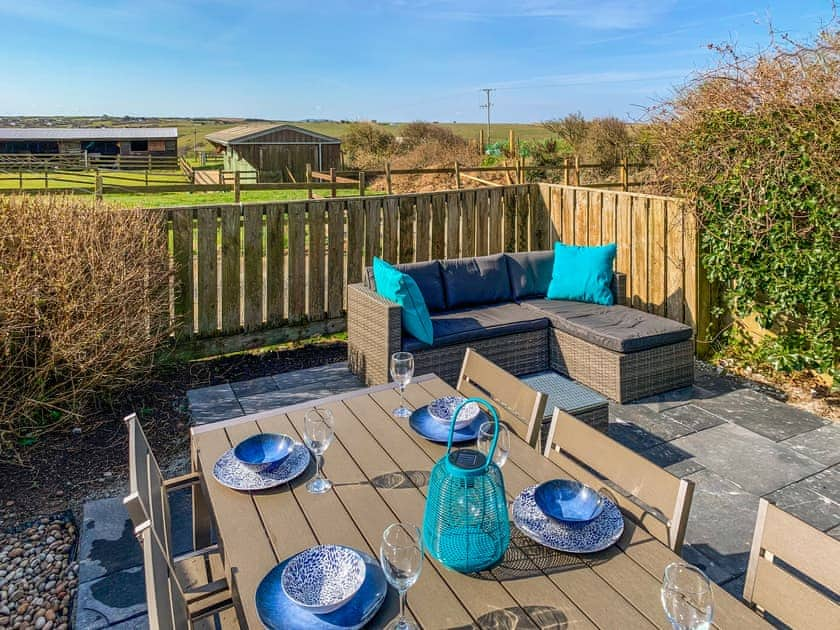 Sitting-out-area | Greycott, Crantock