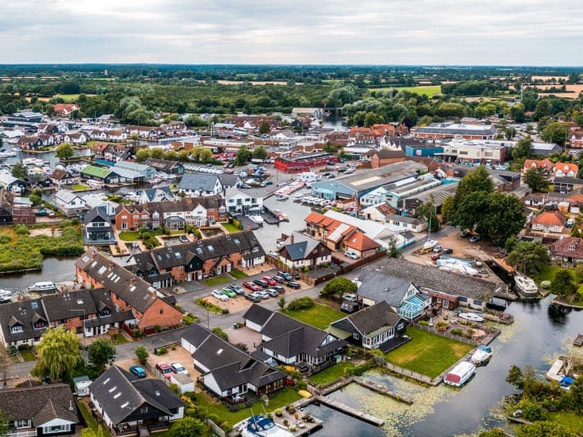 Surrounding area | Waterside, Wroxham