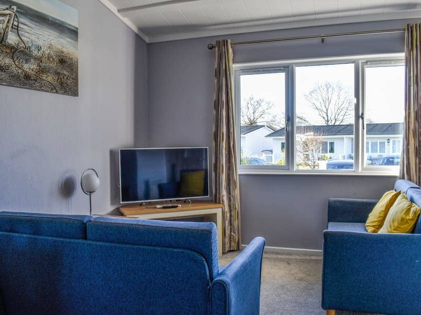 Living area | Alula Lodge, Lowestoft