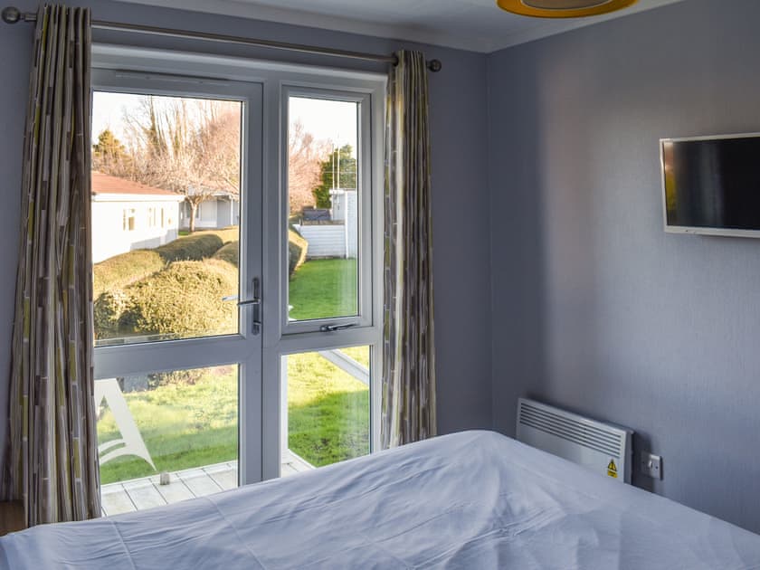 Double bedroom | Alula Lodge, Lowestoft