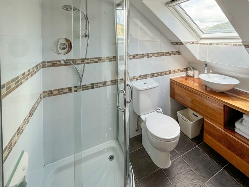 Bathroom | Heatherdale, Dunoon