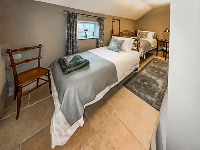 Twin bedroom | The Old Cottage, Walcott