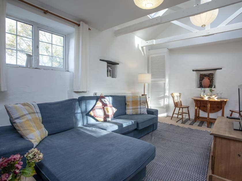 Living area | Hayloft - Summercourt Cottages, Looe