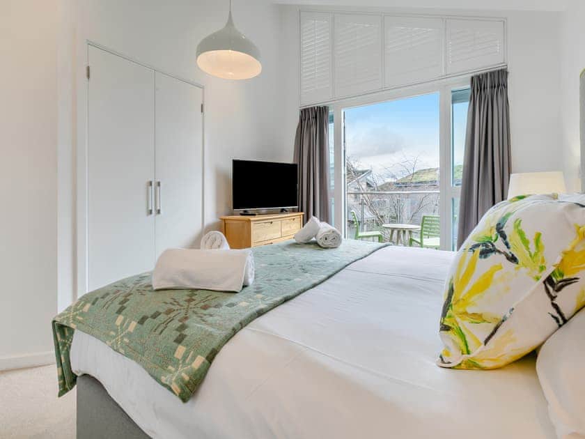 Double bedroom | Lodge 66 Una - St Ives Resort, Carbis Bay, near St Ives